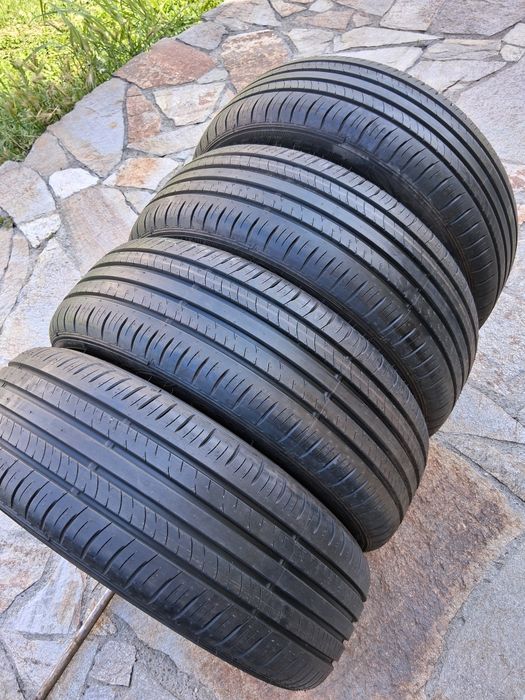 215 60 17  DUNLOP