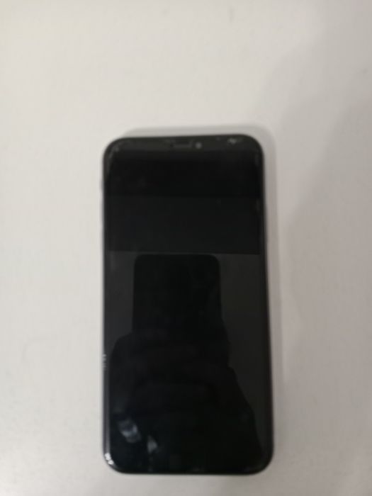 Продаю iPhone 11