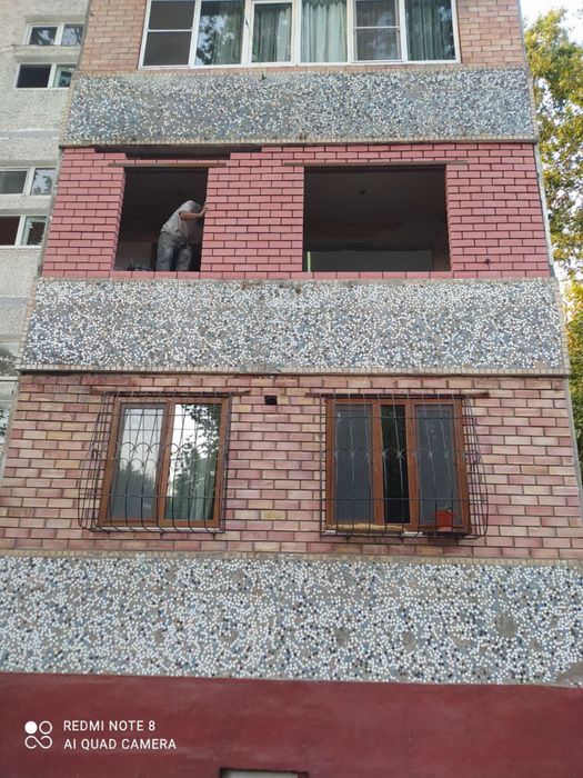 Кладка кирпича и аблисопка