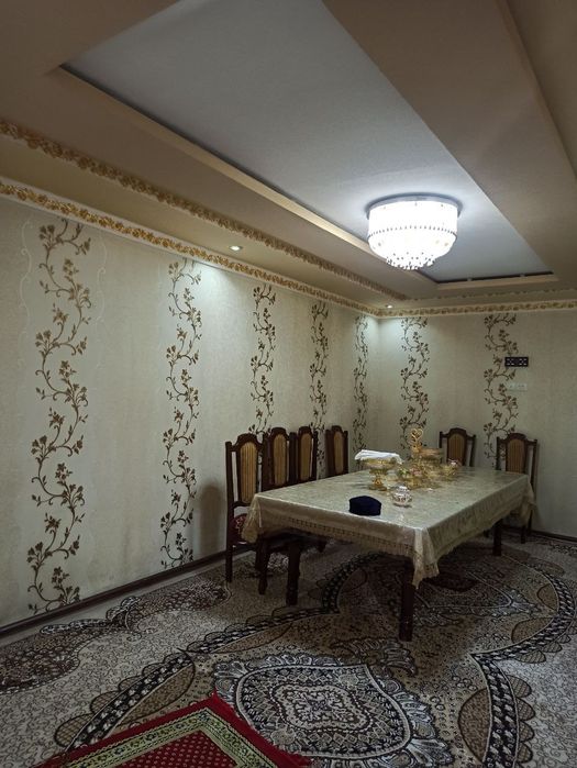 Uy sotiladi tezda 15 sotux