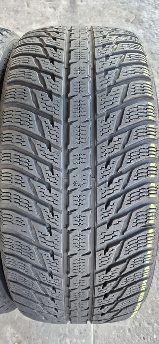 2 anvelope iarna Nokian 265/50/20.Pretul este pe bucata.