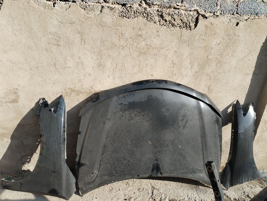 Тайота камри капот 40-45