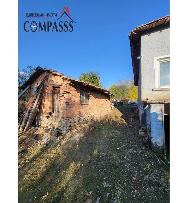 с. Изворово, Общ. Ген. Тошево, къща с двор – 27000 евро!