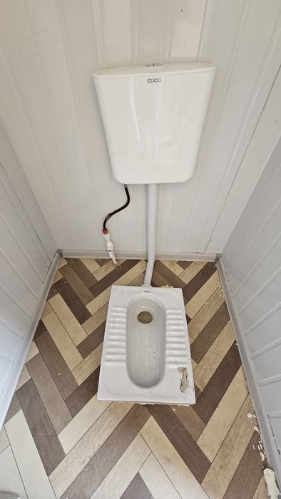 Hojatxona sotiladi. Holati Yangga