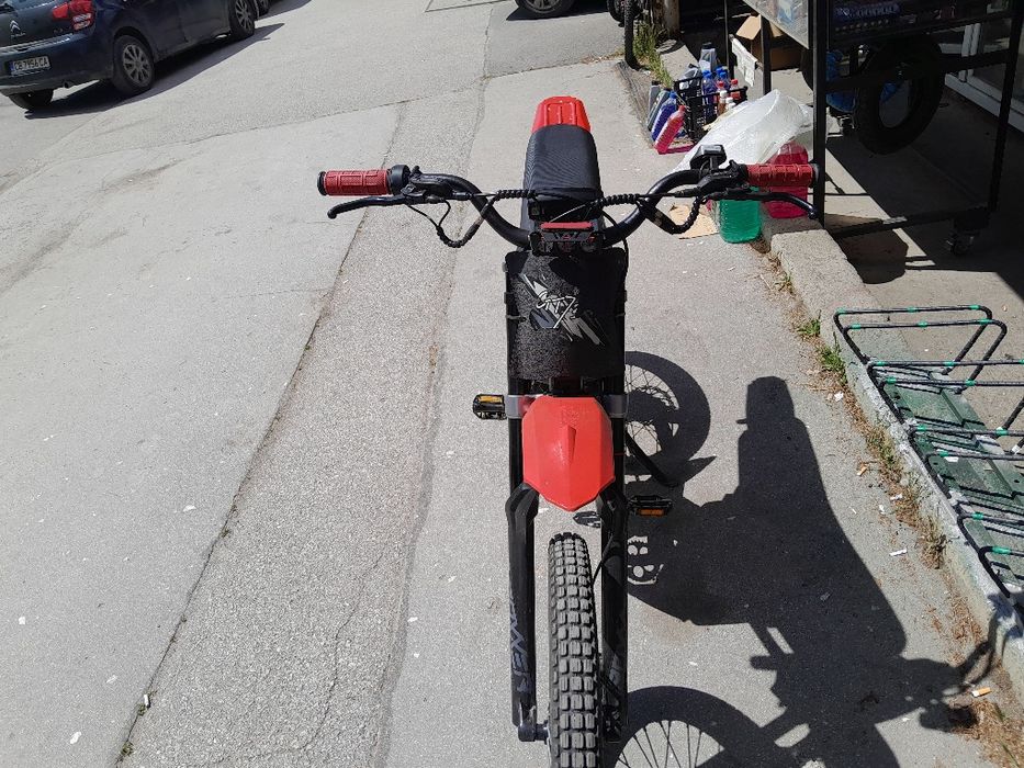 GT 73 Ел скутер с педали