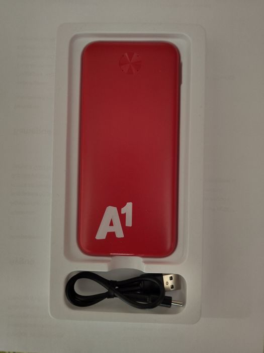 Продавам Външна батерия