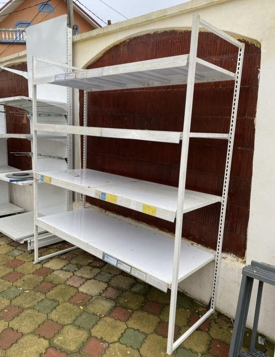 Vând rafturi metalice pentru magazine, depozite sau