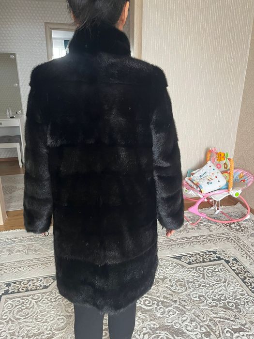 Продам норковую шубу