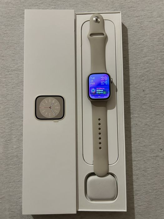 Apple watch 8 series