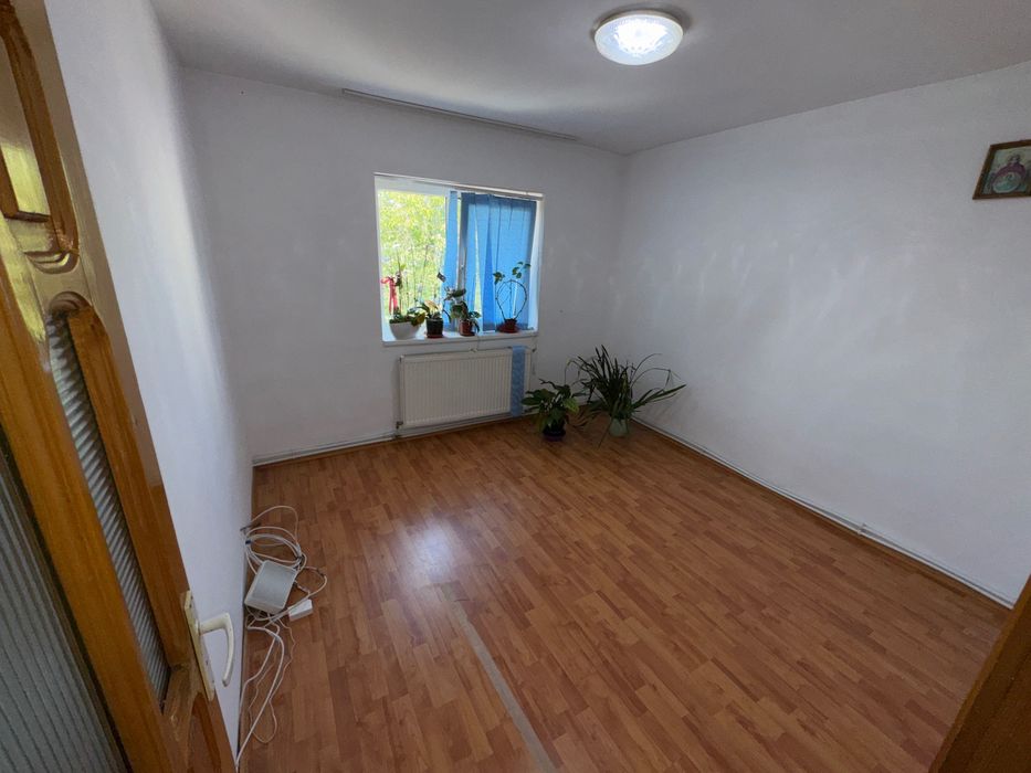 Apartament Vânzare Fălticeni Decomandat 4 Camere Etaj 2 Str. 2 Grăniceri 110 mp utili