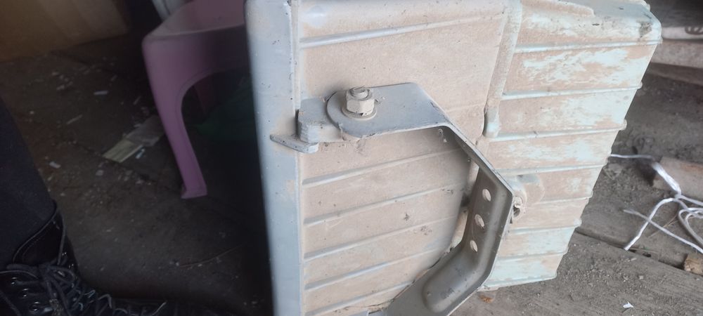 Прожектор сатылады