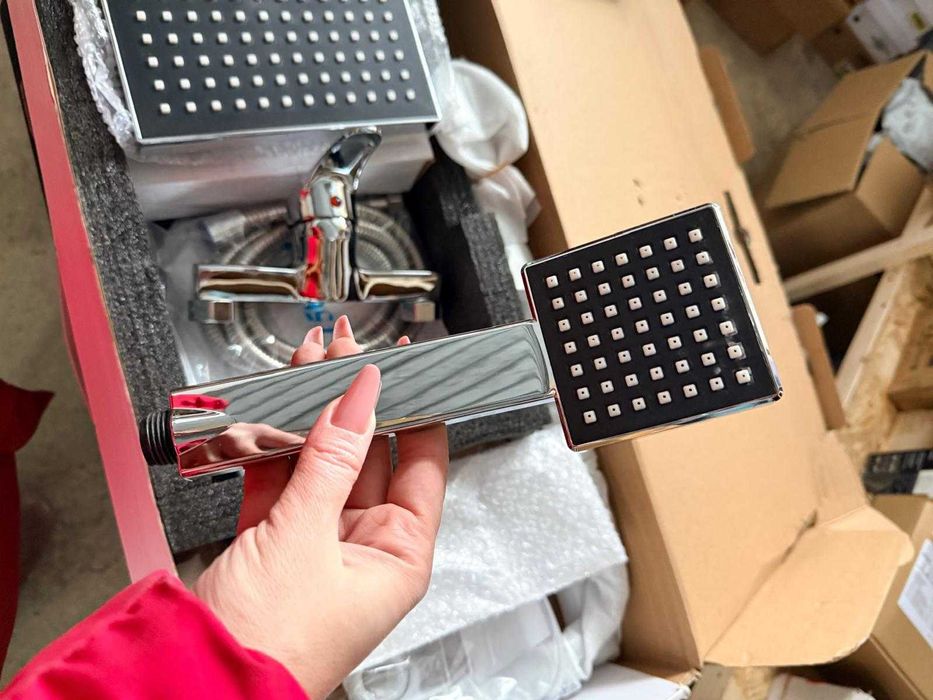 Coloana dus cu robinet