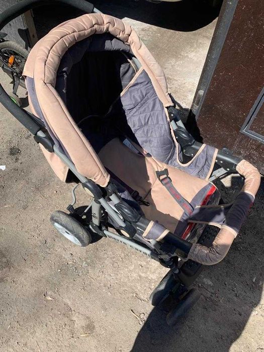 Детская коляска-трансформер