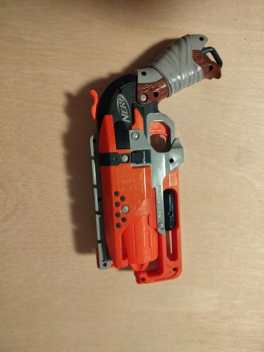 Blaster Nerf Zombie Strike Hammershot