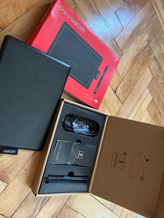 One by WACOM S - графичен таблет; неразличим от нов, пълен комплект