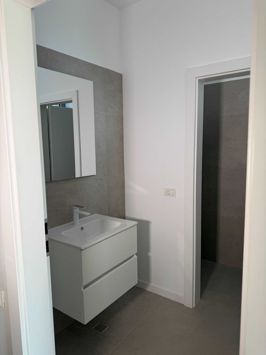 Spațiu comercial 140 mp – open space – zona Mihai Eminescu, București