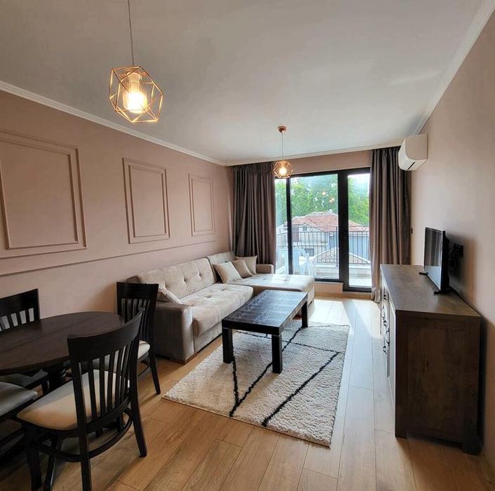 Дава се под наем Двустаен апартамент в Пловдив, Център - 68 кв.м за 690 € - Снимка #1