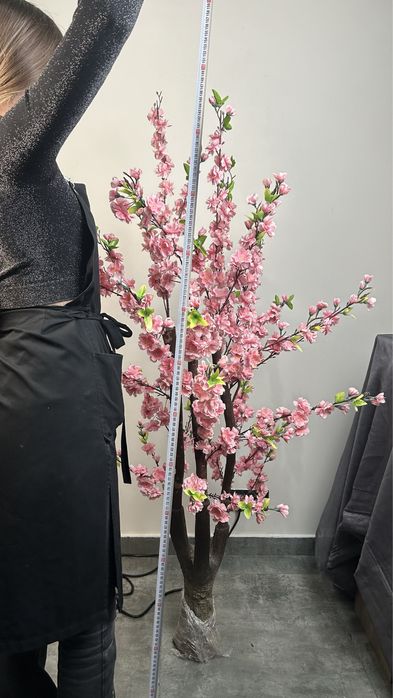 Искуственная сакура,