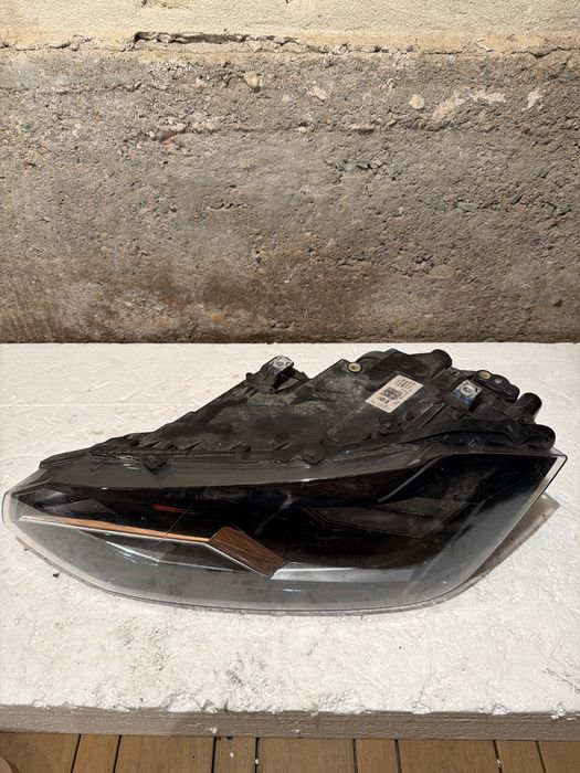 Фар за VW Polo оригинален