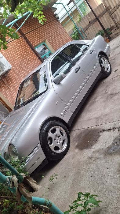 W210 сатылады  Мерседес