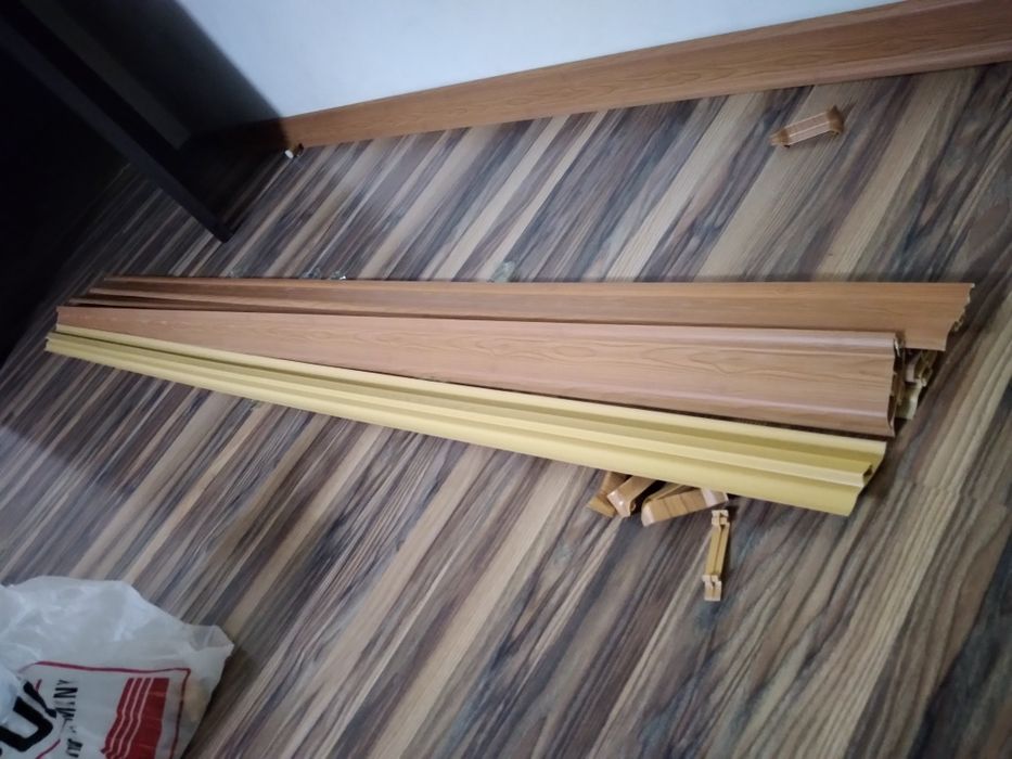 Продам плинтусы 8см пвх