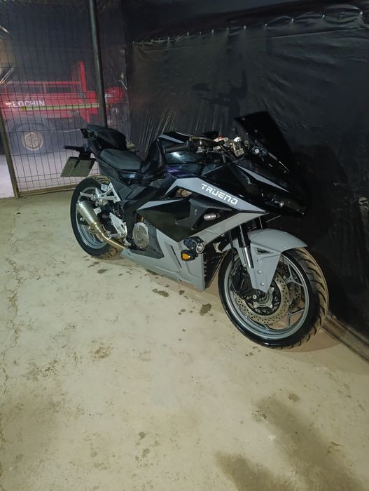 Спорт мото сотилади