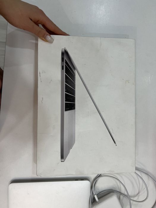 Ноутбук Макбук Про, Macbook Pro