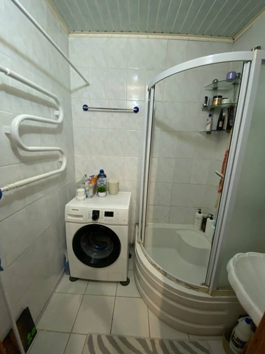 Продаётся трёхкомнатная квартира