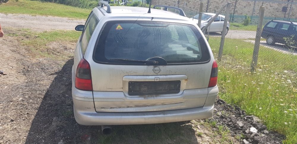 Opel Vectra B / Опел Вектра Б 1.8 Z18XE 125 к. с. на части