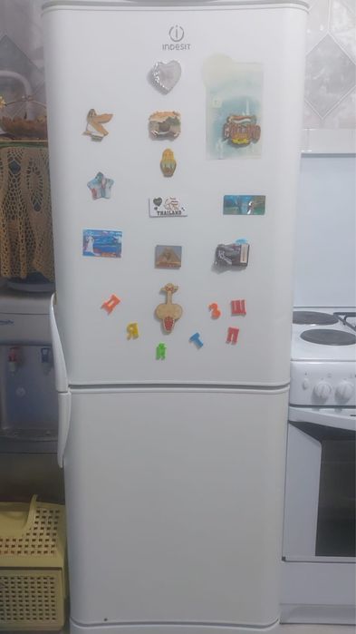 Холодильник индесит