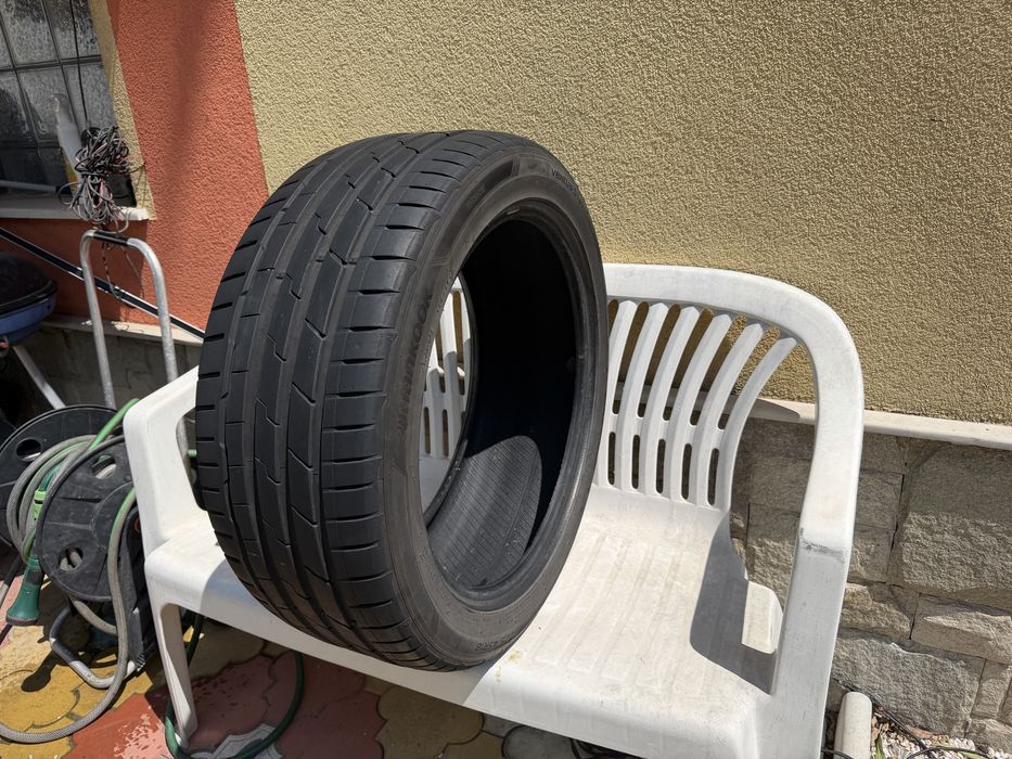 225/45/18Hankook ventus S1evo3