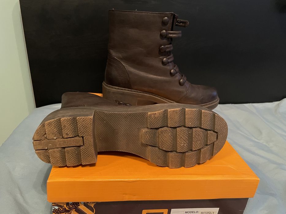 Ghete de piele marime 38