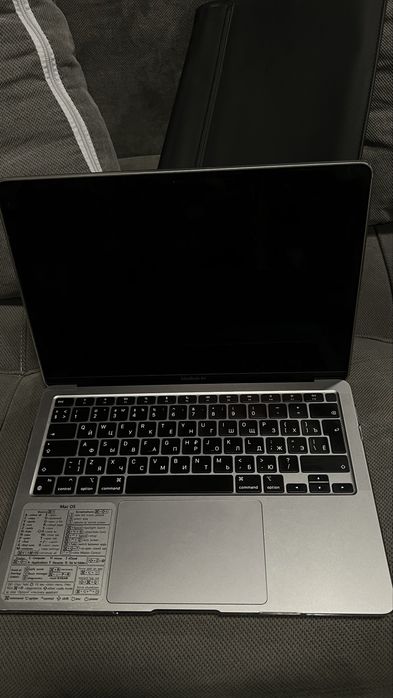 Macbook air M1 2020