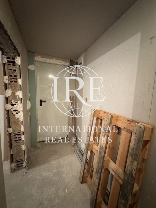 Продава се Двустаен апартамент в Варна, Погреби - 52 кв.м за 1525 €/кв.м - Снимка #11