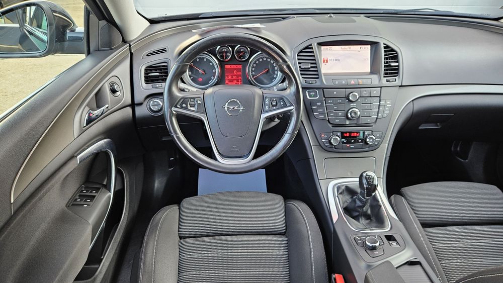 Opel Insignia 2.0 Ctdi 131 cp 2013.06 Eci-Flex Xenon+Lex Navi Clima Ja