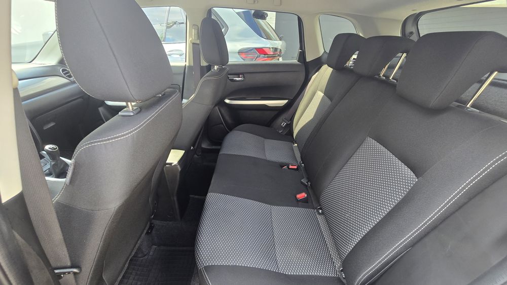 Suzuki Vitara 1586 cm3 * 129 CP* 2017