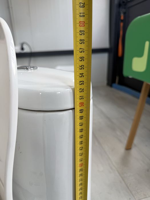 Детска тоалетна чисто нова