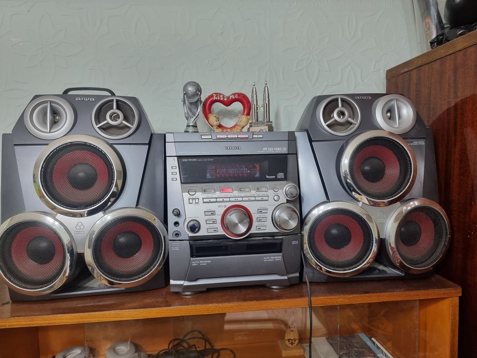 Продам музыкальный центр