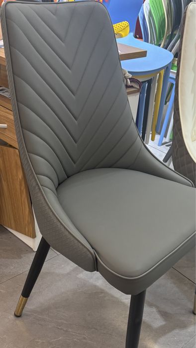 Кожаные стулья премиум класса — стиль и комфорт