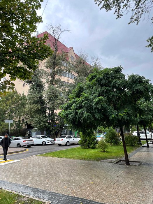 Продам 4-х комн квартиру