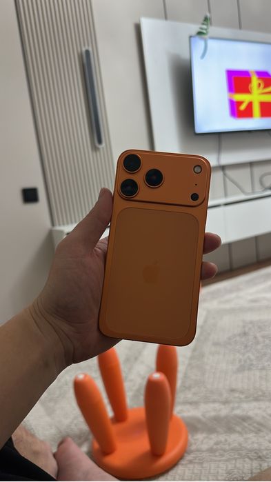 Айфон Xr в корпусе айфон 17 про