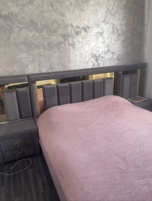 Vand schimb apartament la parter zona Gara De Nord