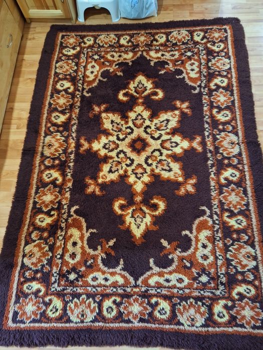 Продават се 2 броя китеник