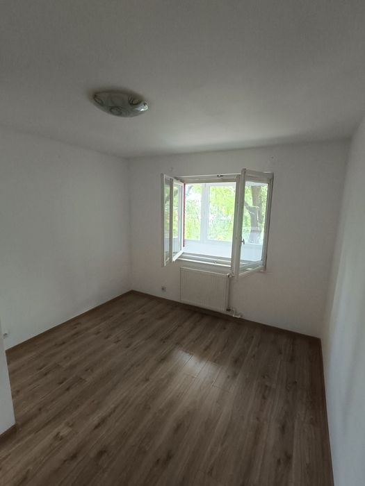 Vânzare Ap 3 camere