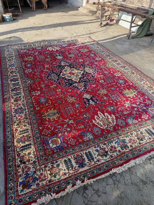 Персийски килим 3,20м на2,30м