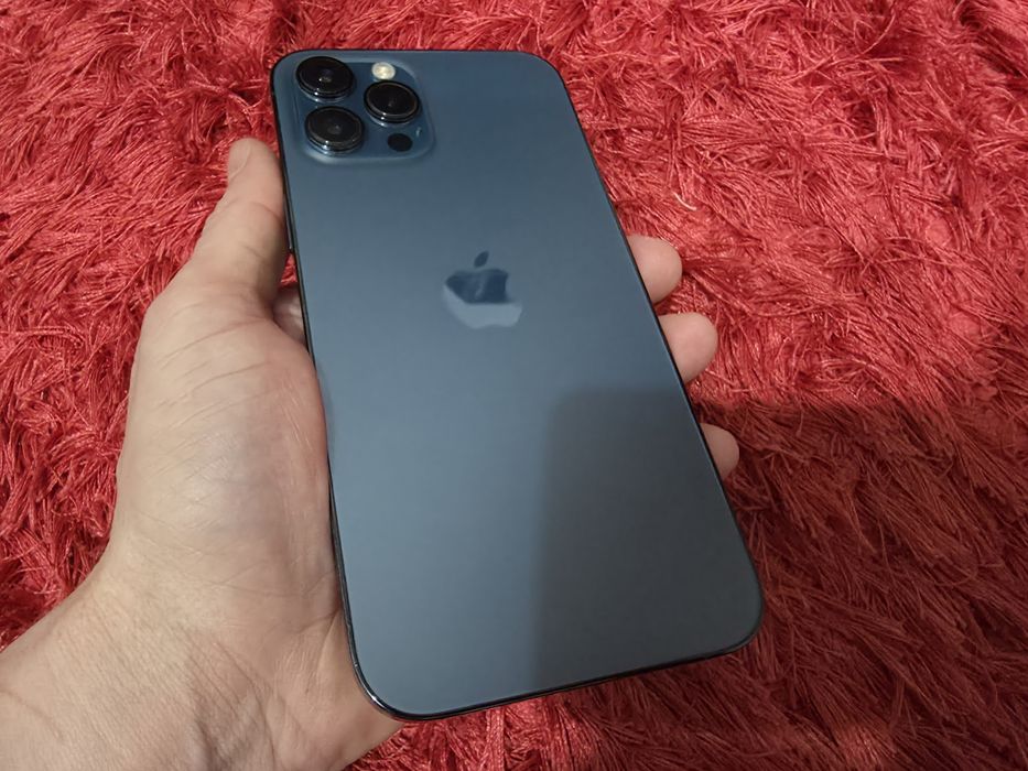 -Iphone 12Pro Max, 256Gb, 6Ram, Bat 100%, Albastru, impecabil, folosit