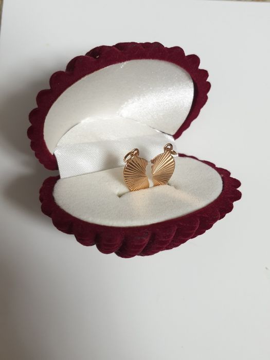 Продам двойной кулон