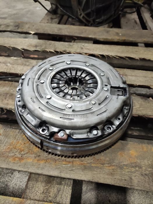 Демферен маховик за Peugeot,Citroen 2.0hdi