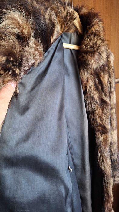 Дамско палто от Енот