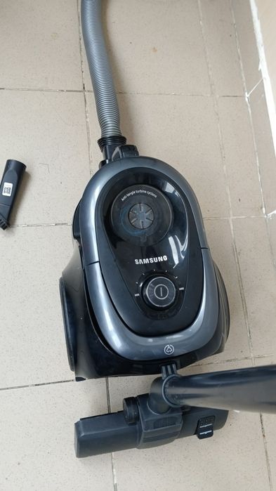 Пылесос Samsung 1800w